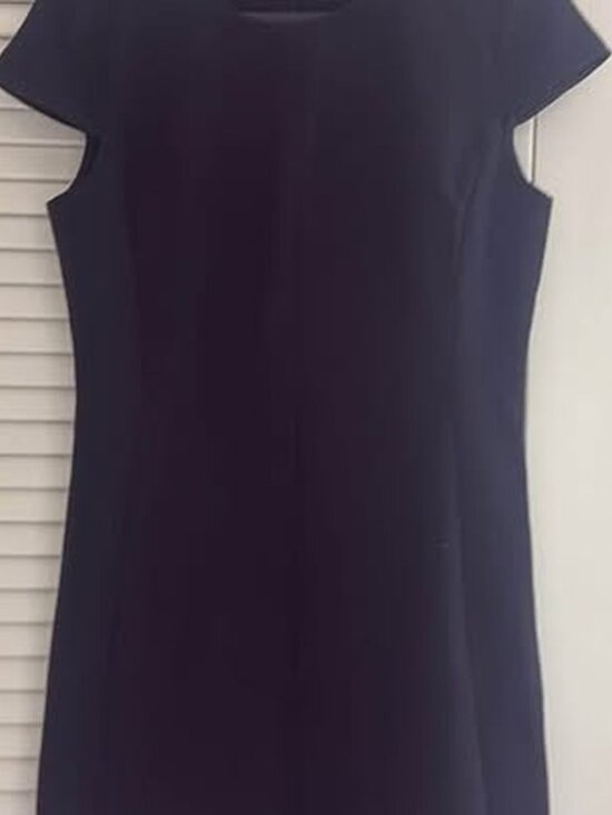 Dresses & Skirts - One-Piece Dress Size 34